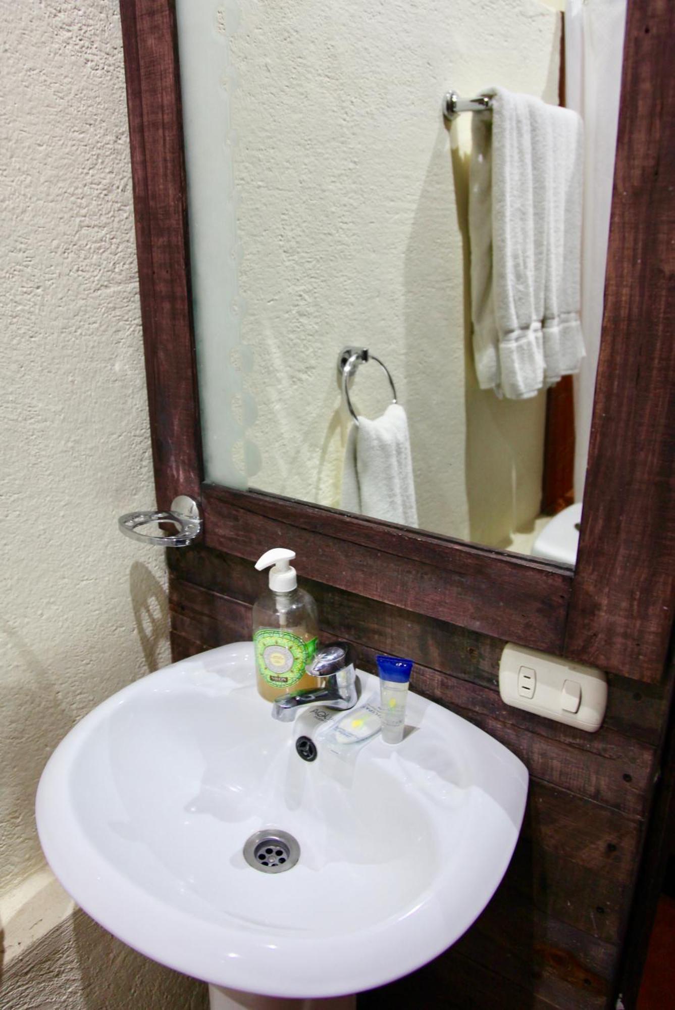 Hostal Antigueeno アンティグア・グアテマラ エクステリア 写真