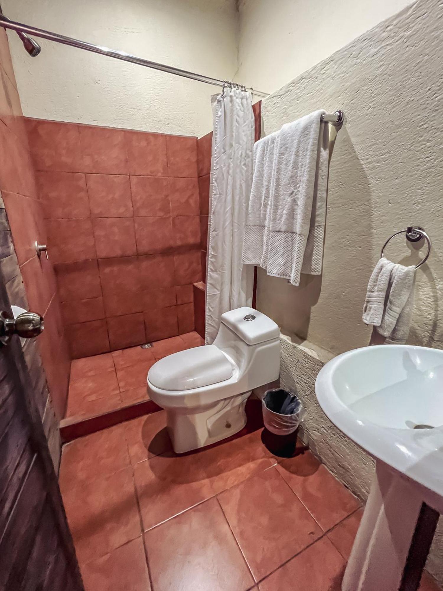 Hostal Antigueeno アンティグア・グアテマラ エクステリア 写真